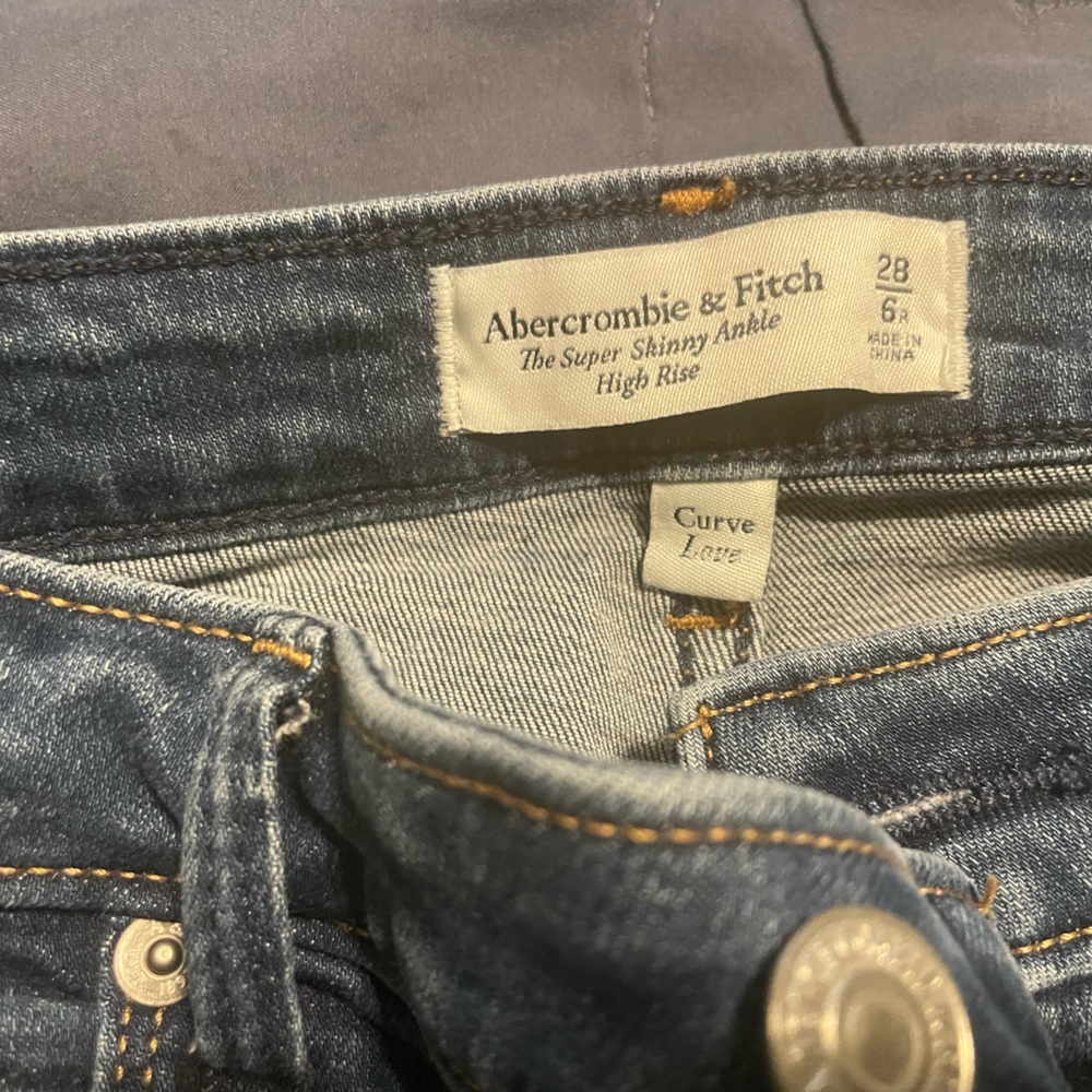Abercrombie & Fitch jeans. Size 26